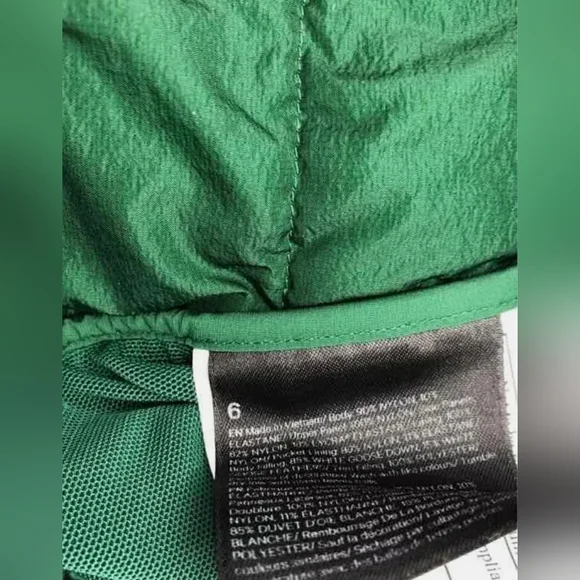 Lululemon Down For It All Vest Color: Everglade Green Women’s Size 6 - Picture 6 of 6